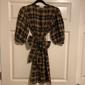 Ganni Tan and Black Sheath Dress with Puff Sleeves and Tie Front for Casual